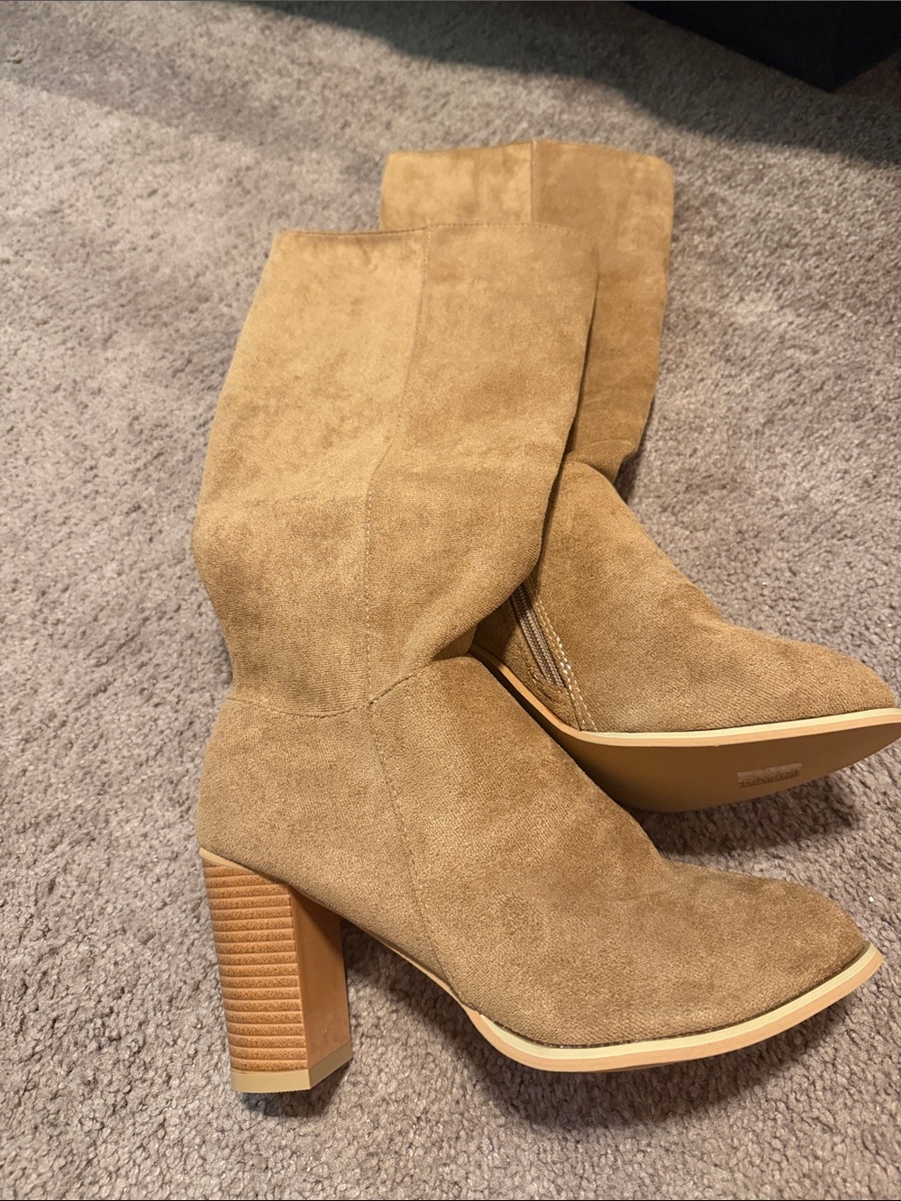 Women's Suede knee-high Block Heel Boots - Tan
